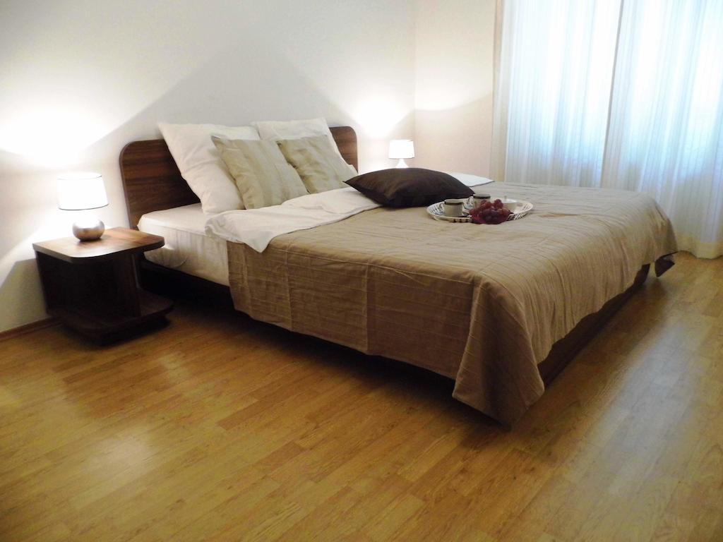 Lion Apartments Medena, Big Size, High Ceilings Bratislava Værelse billede