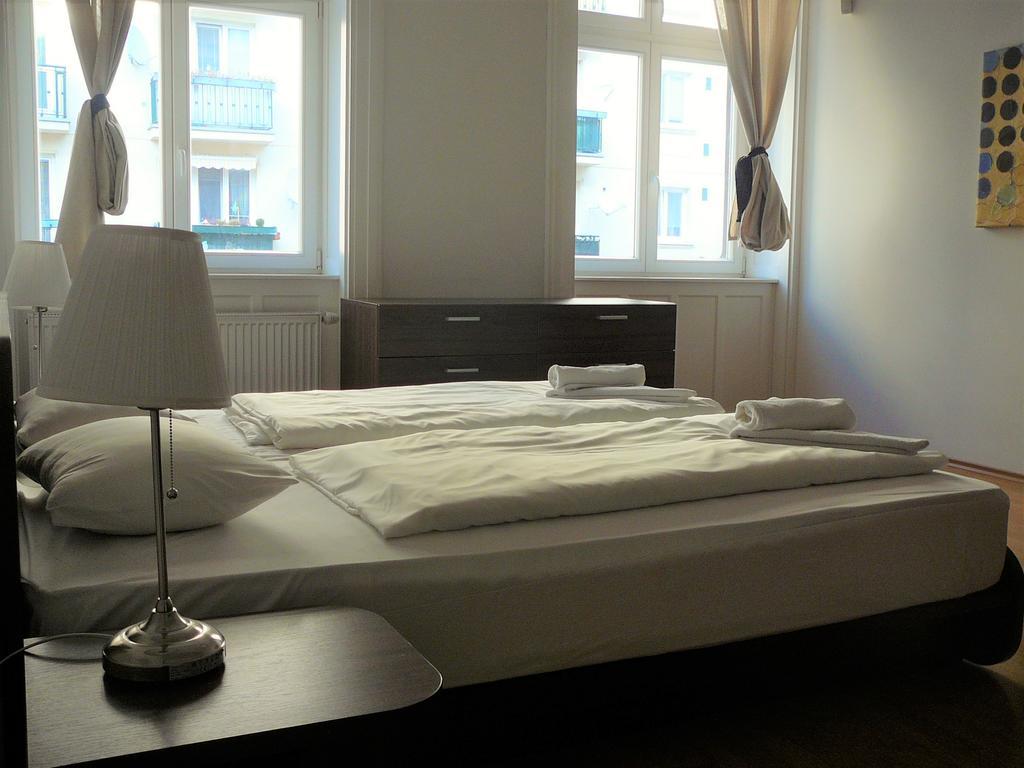 Lion Apartments Medena, Big Size, High Ceilings Bratislava Eksteriør billede
