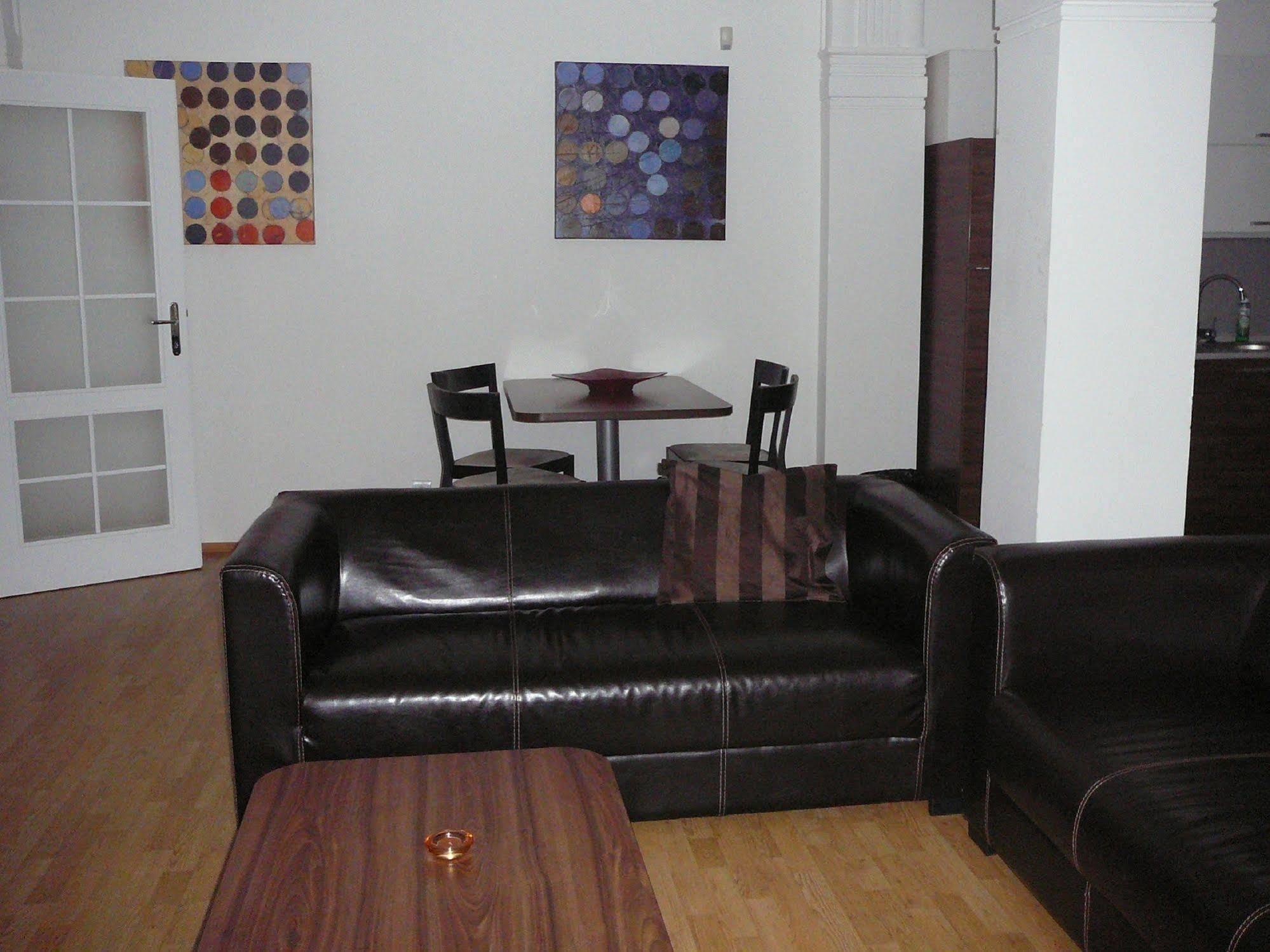Lion Apartments Medena, Big Size, High Ceilings Bratislava Eksteriør billede